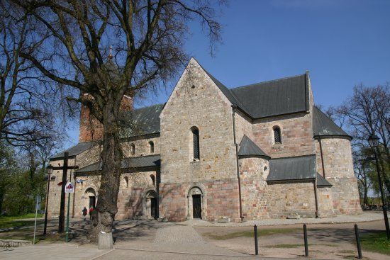 Bazylika Kolegiacka Św. Piotra i Pawła